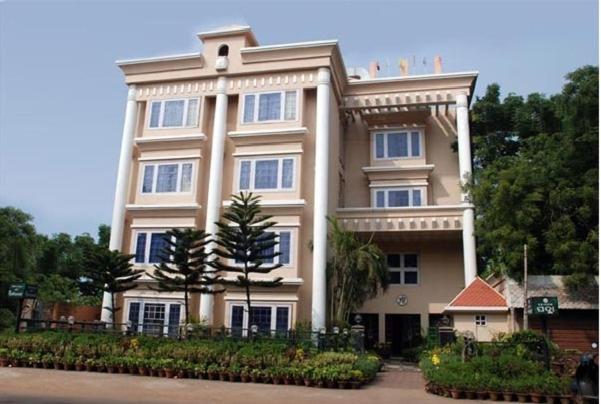 Hotel Padma Puri Exterior foto